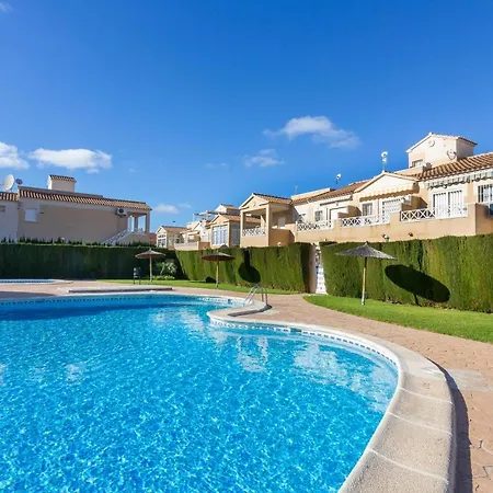 Tara 2 Bed Townhouse In Holiday home *